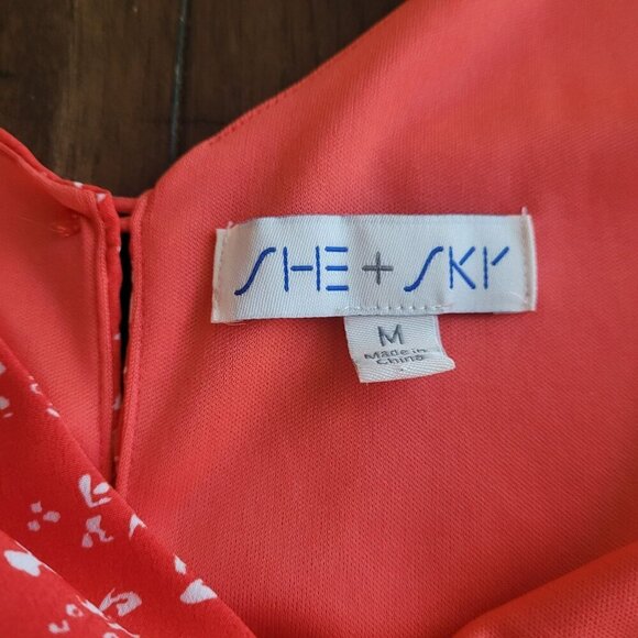 She + Sky Womens Red Sleeveless Smocked Ruffle Hem Dress Medium - Picture 6 of 8